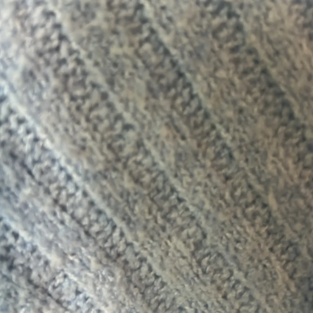 Pink Rose Blue V Neck Knit Sweater Size Small - Picture 3 of 8